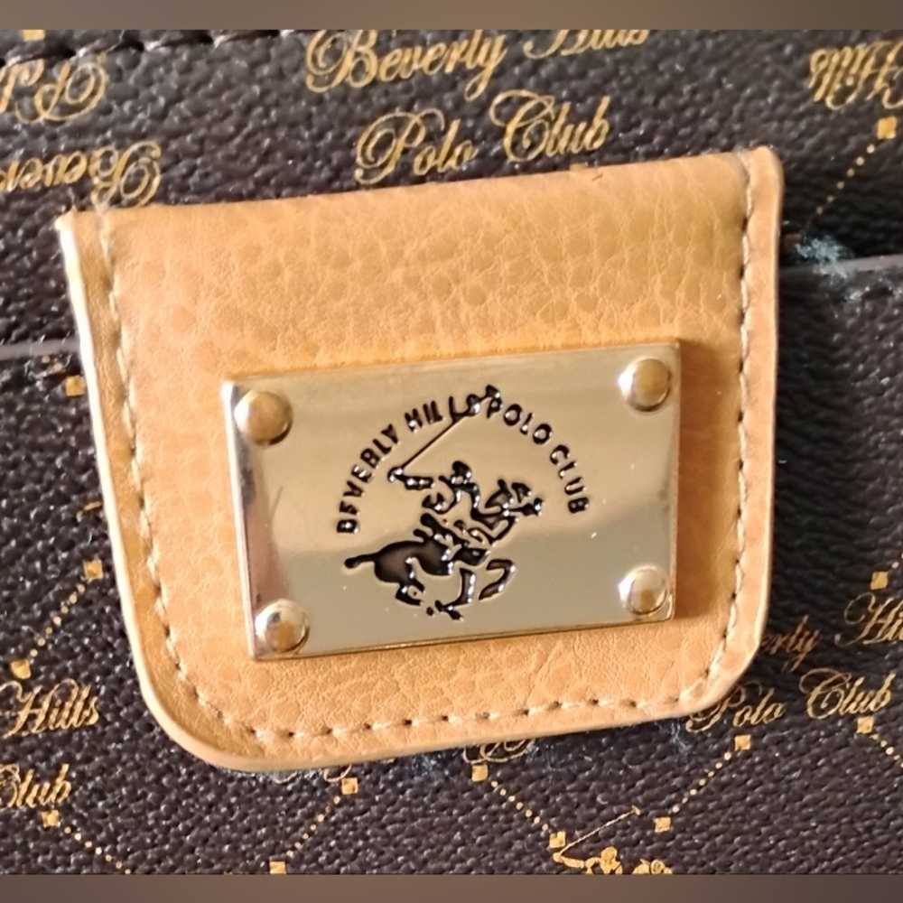 Beverly Hills Polo Club Brown and Tan Wallet/Wrislet BNWOT - Picture 4 of 5